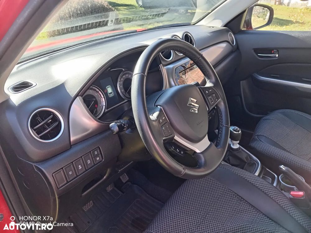 Suzuki Vitara - 3
