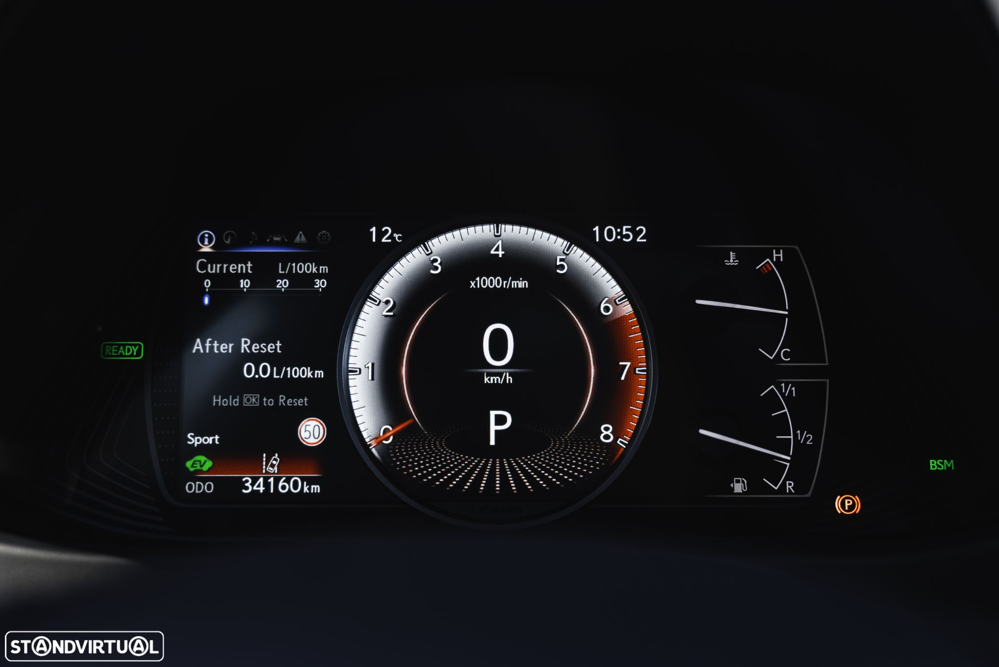Lexus UX 250h Sport (Ecrã 12.3) - 26