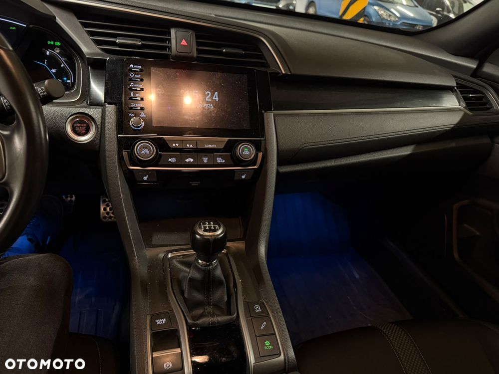 Honda Civic 1.0 T Executive Sport Line - 9