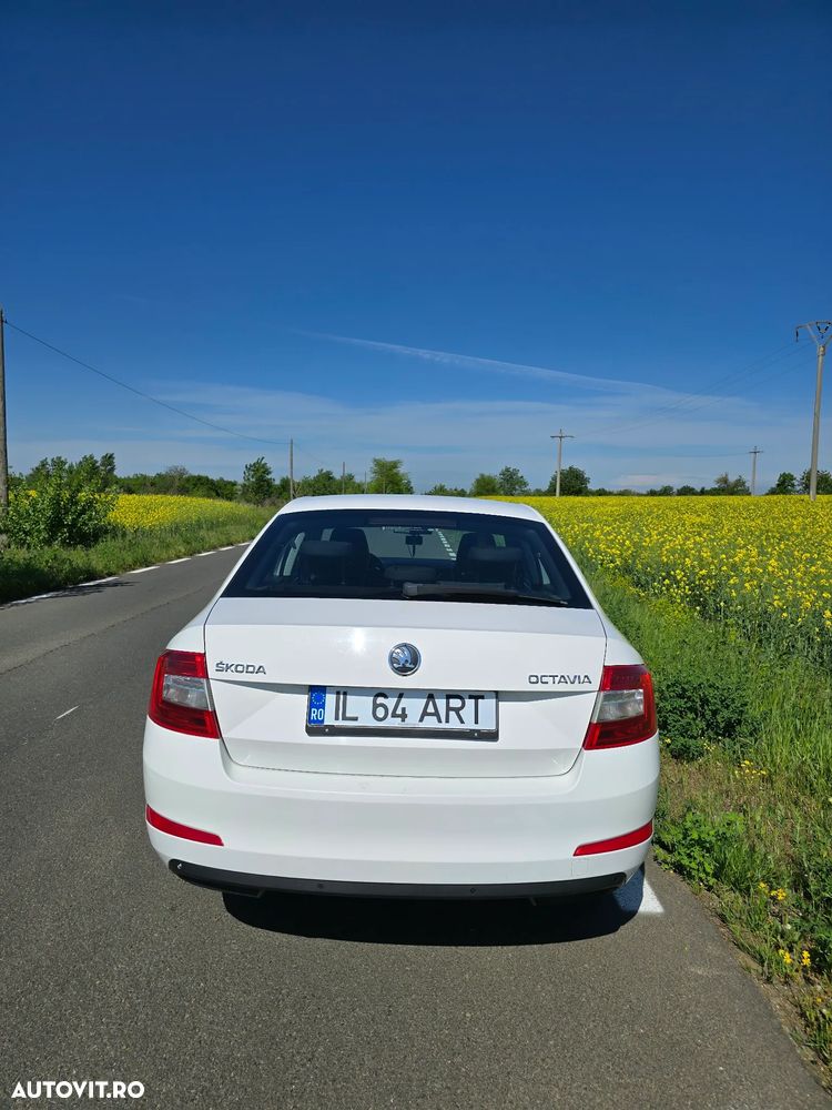 Skoda Octavia 2.0 TDI ELEGANCE - 5