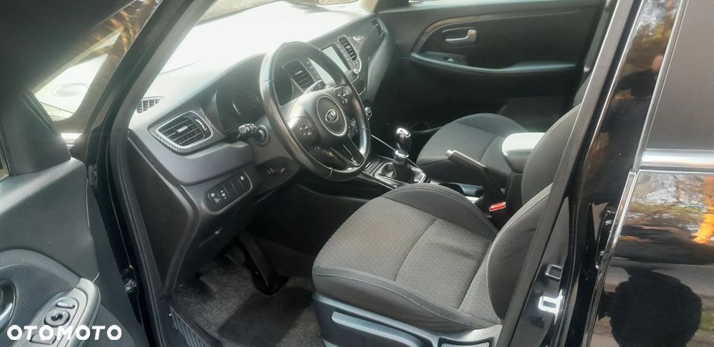 Kia Carens 1.7 CRDi 115 Fifa World Cup Edition - 21