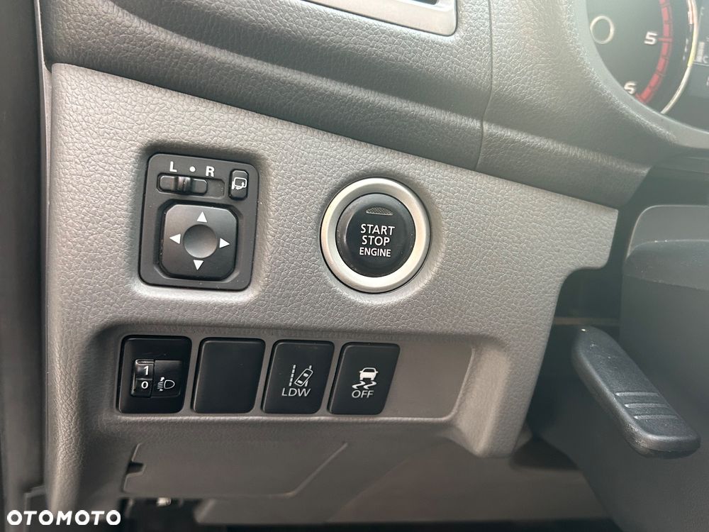 Mitsubishi L200 - 15