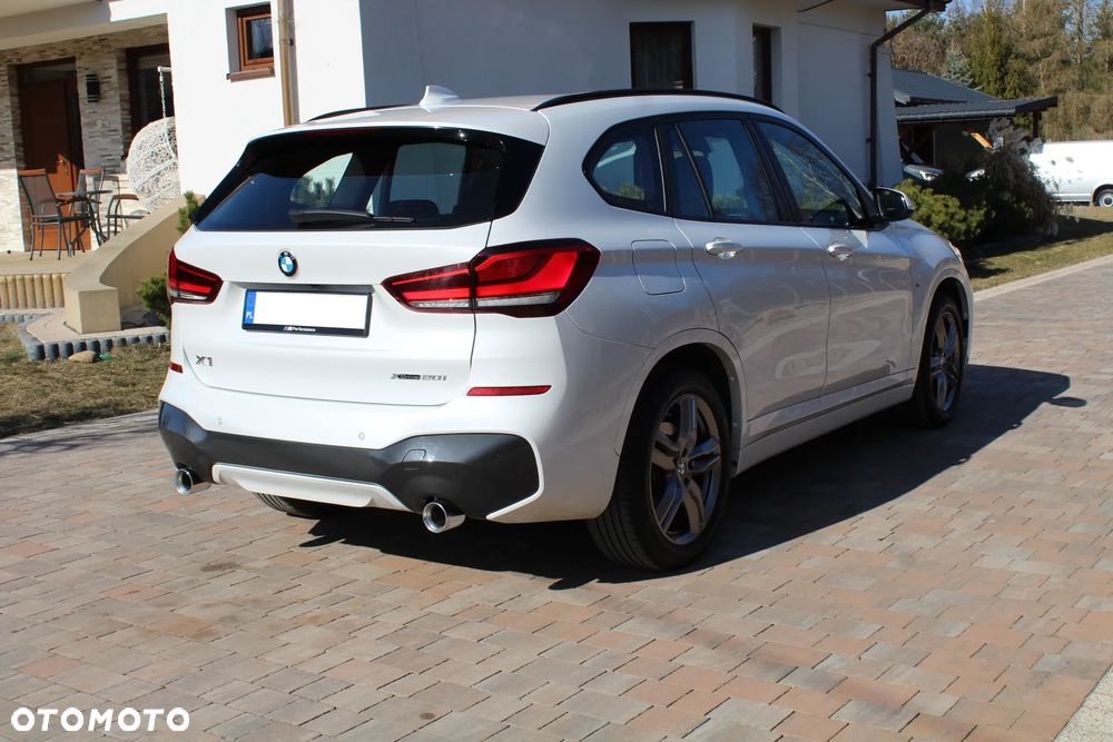 BMW X1 xDrive20i M Sport - 7