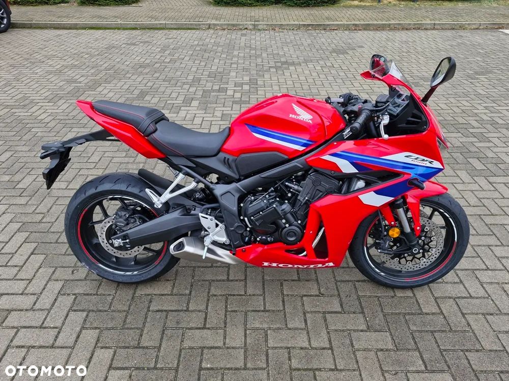Honda CBR - 6