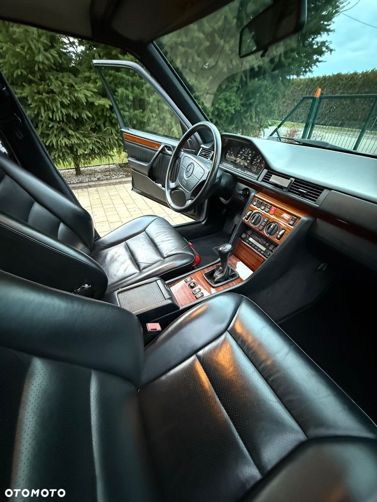 Mercedes-Benz W124 (1984-1993) - 8