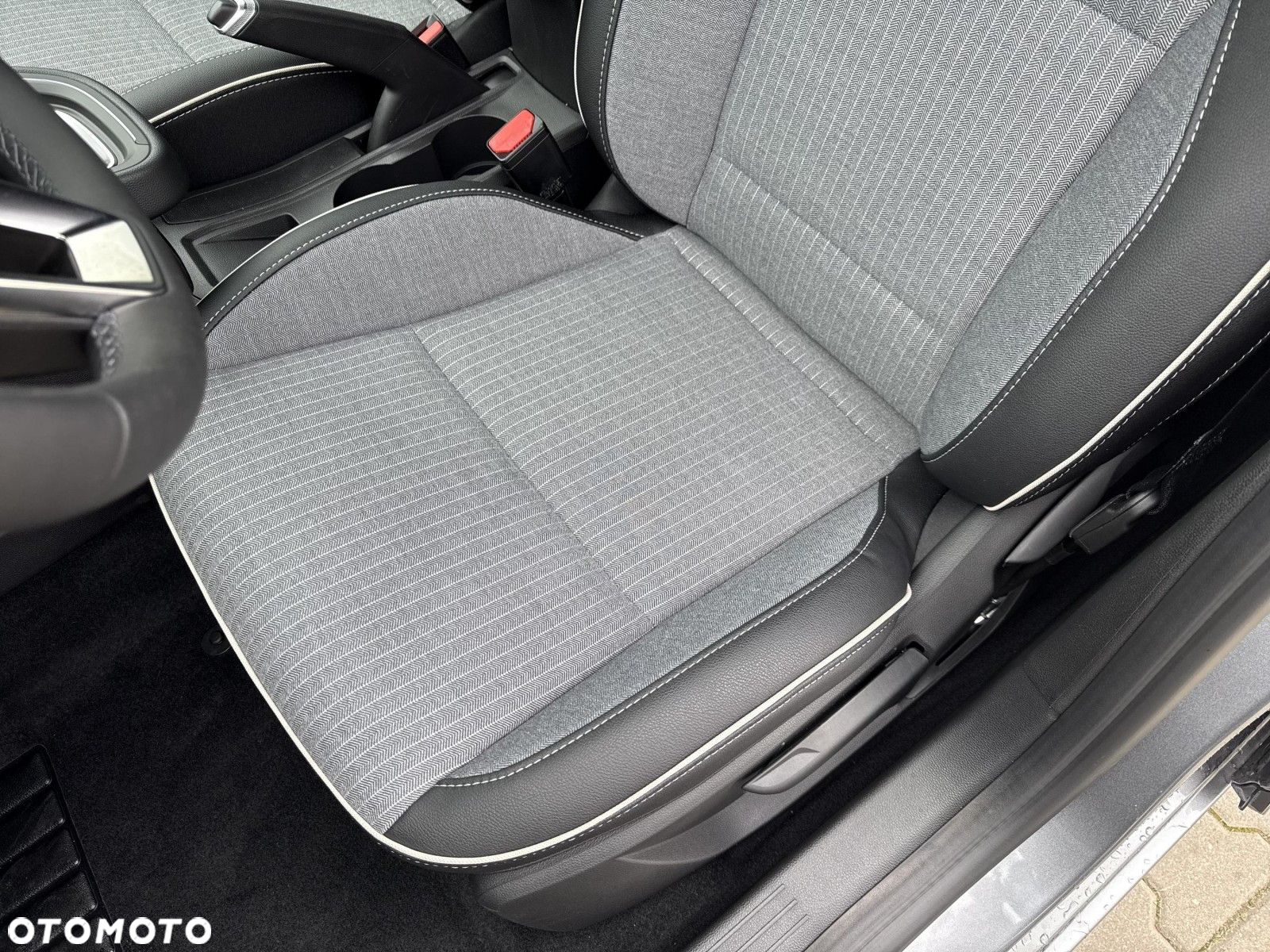 Renault Clio - 12