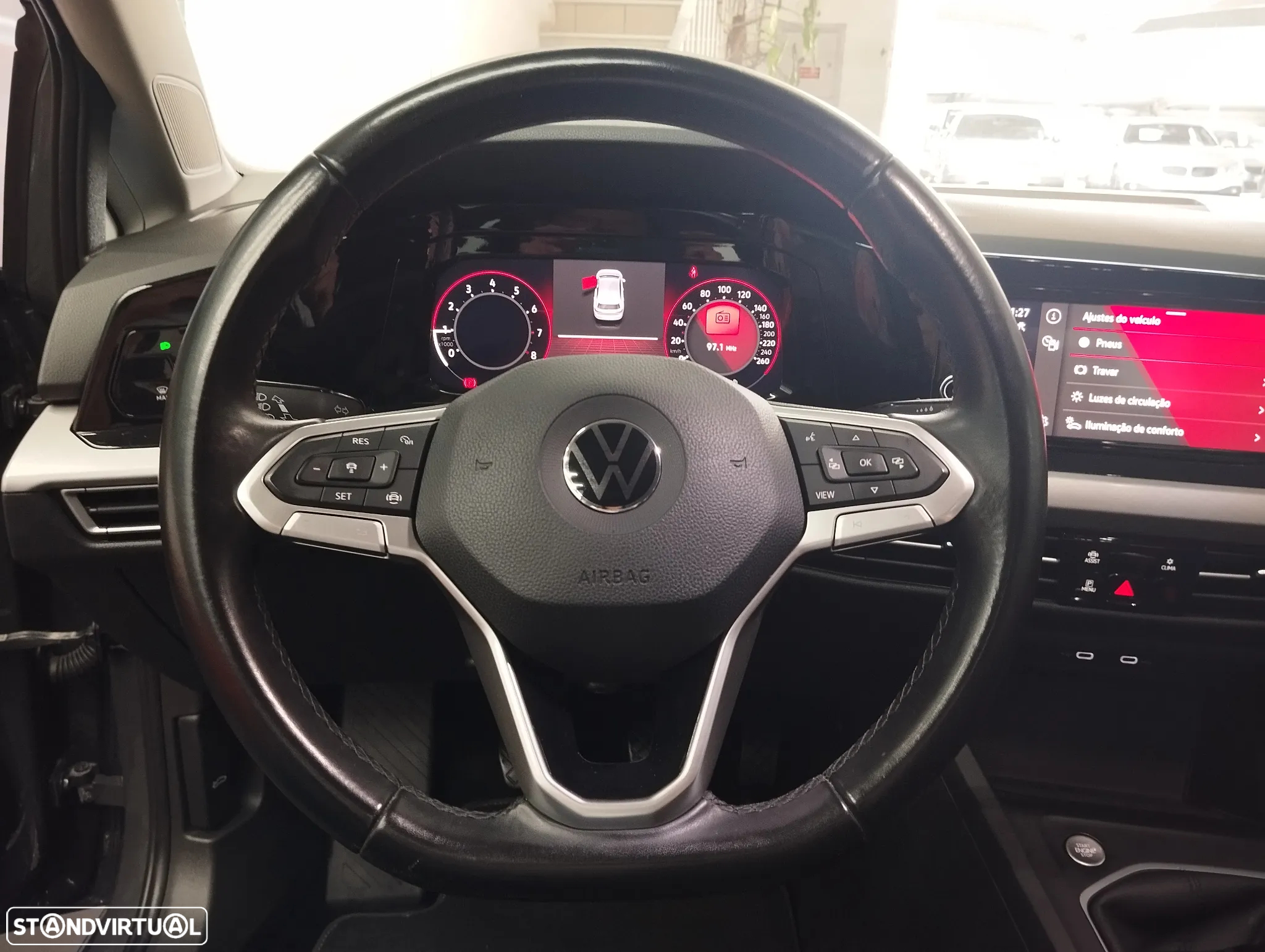 VW Golf 1.0 TSI Life - 18