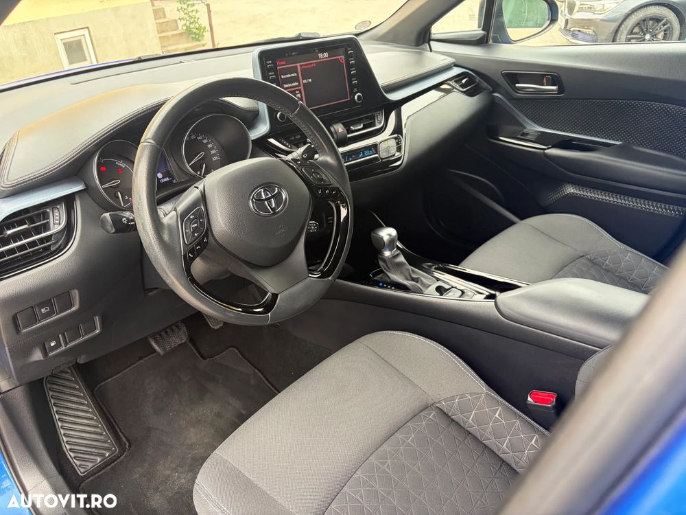 Toyota C-HR 2.0 HSD 184 CP 4x2 CVT C-lassy bi-tone - 24
