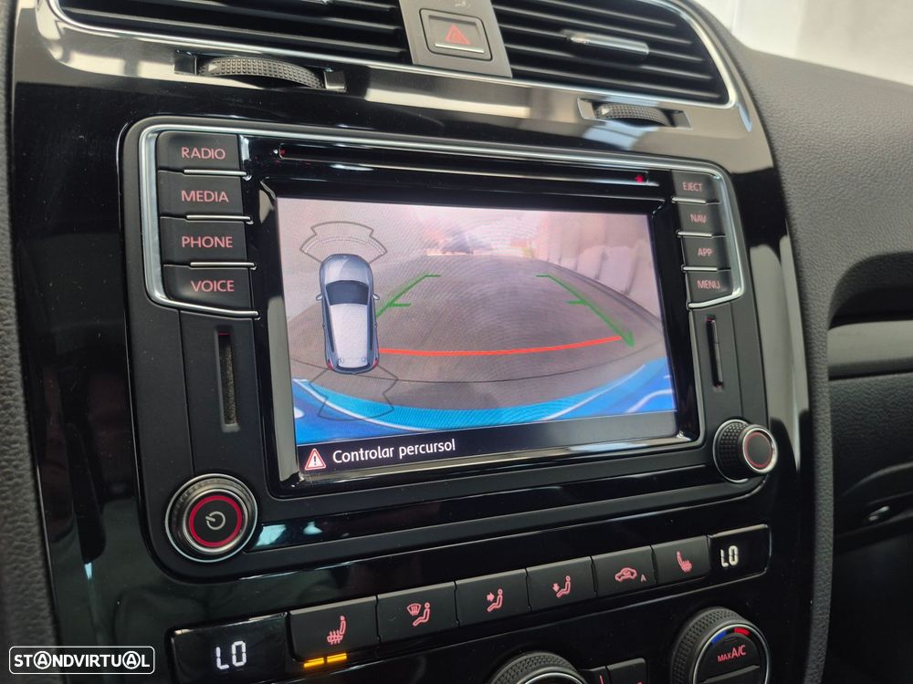 VW Scirocco 2.0 TDI Sport DSG - 18