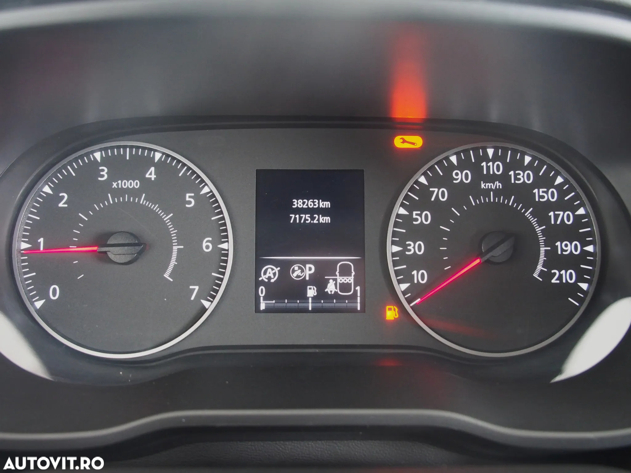 Dacia Duster TCe 150 EDC Journey - 10