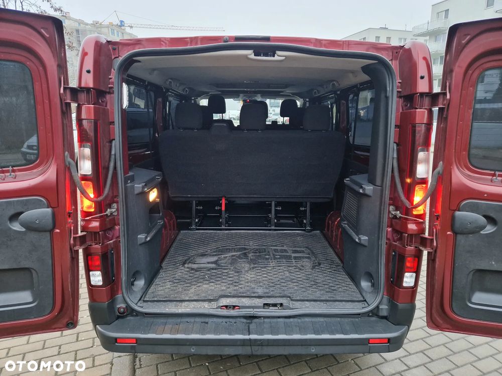 Renault Trafic - 11