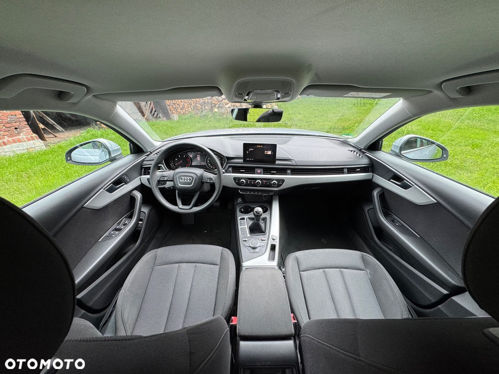 Audi A4 Avant 2.0 TDI DPF clean diesel Ambiente - 11