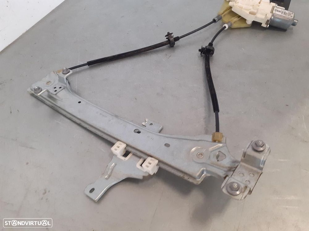 ELEVADOR DE VIDRO TRASEIRO DIREITO RENAULT MEGANE III FASTBACK 2011 -827306548R - 3