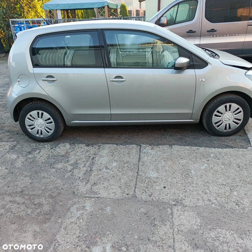Volkswagen up! - 5