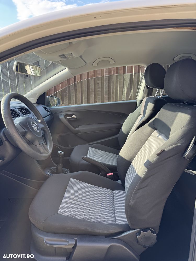 Volkswagen Polo - 6