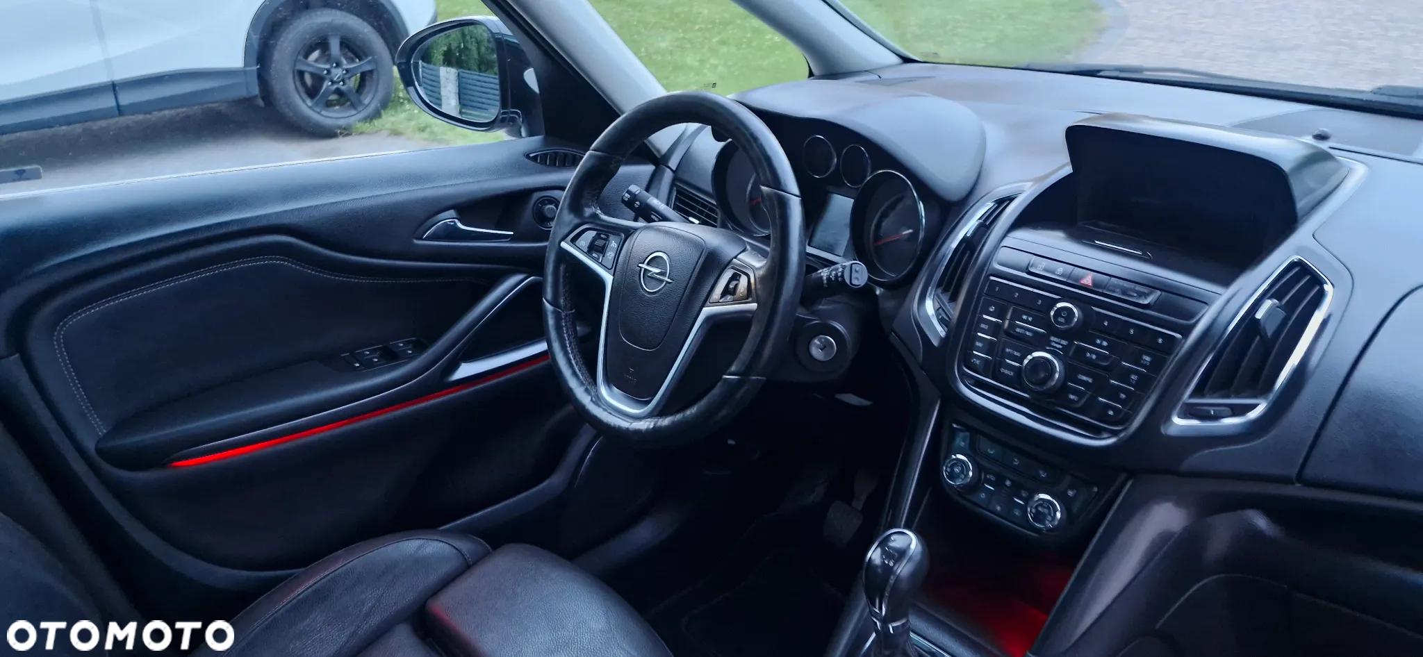 Opel Zafira 1.4 T Elite - 11
