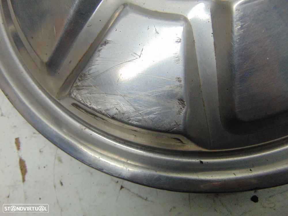 Mazda 818 tampões roda - 6