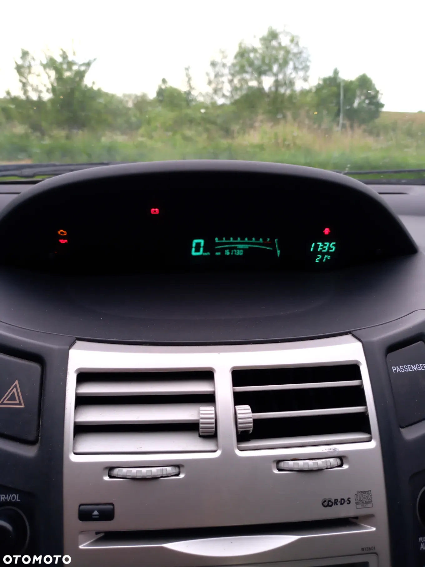 Toyota Yaris 1.0 Terra A/C - 9