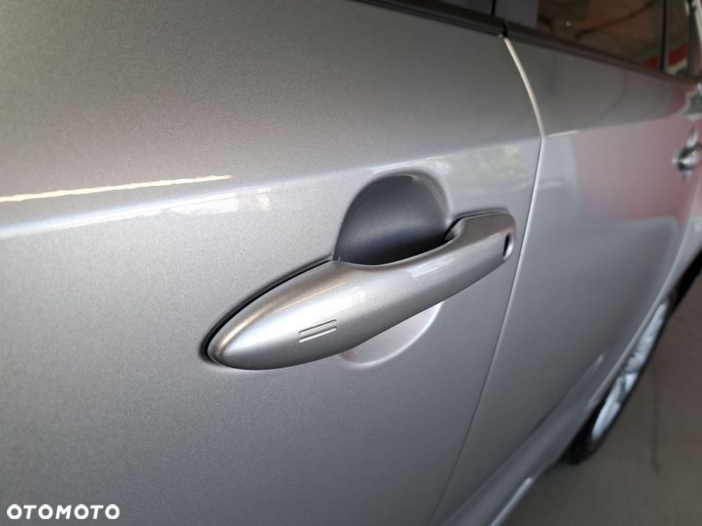 Toyota Corolla 1.8 Hybrid Comfort - 37
