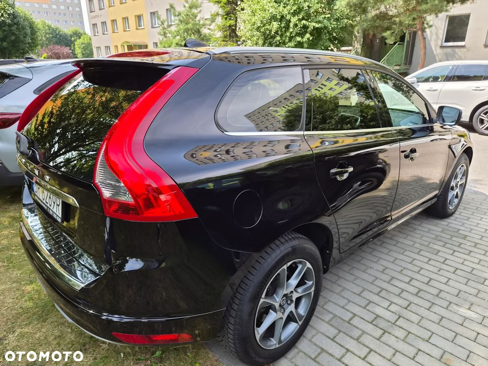 Volvo XC 60 D3 Drive-E Ocean Race - 10