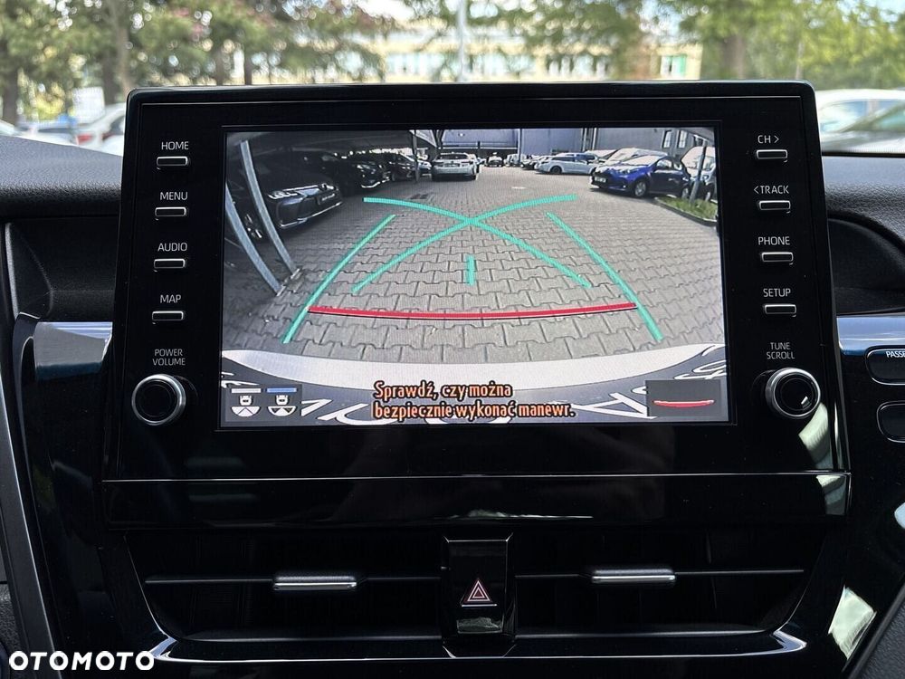Toyota Camry 2.5 Hybrid Executive CVT - 18
