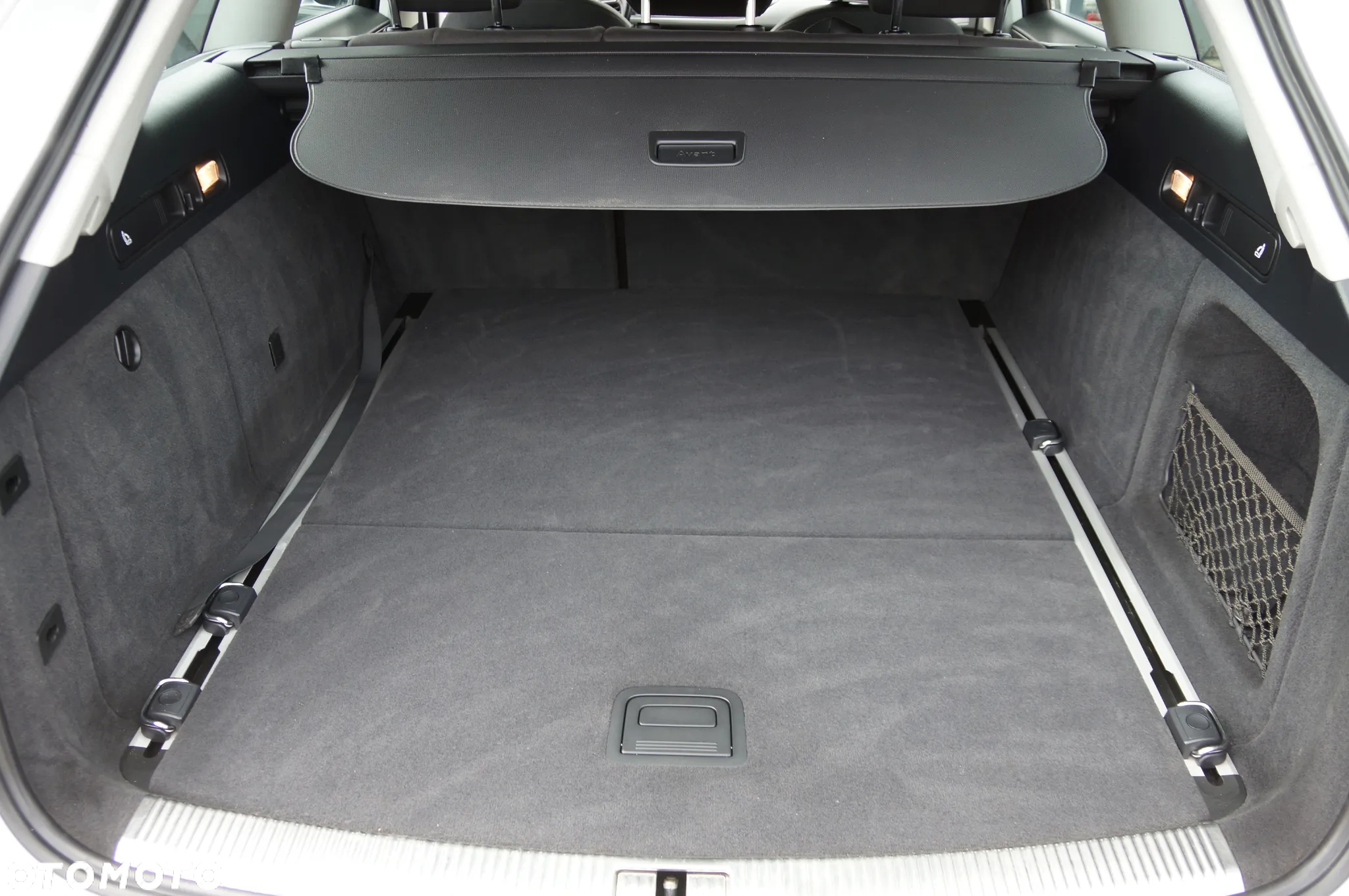 Audi A6 Avant 2.0 TDI Ultra S tronic - 31