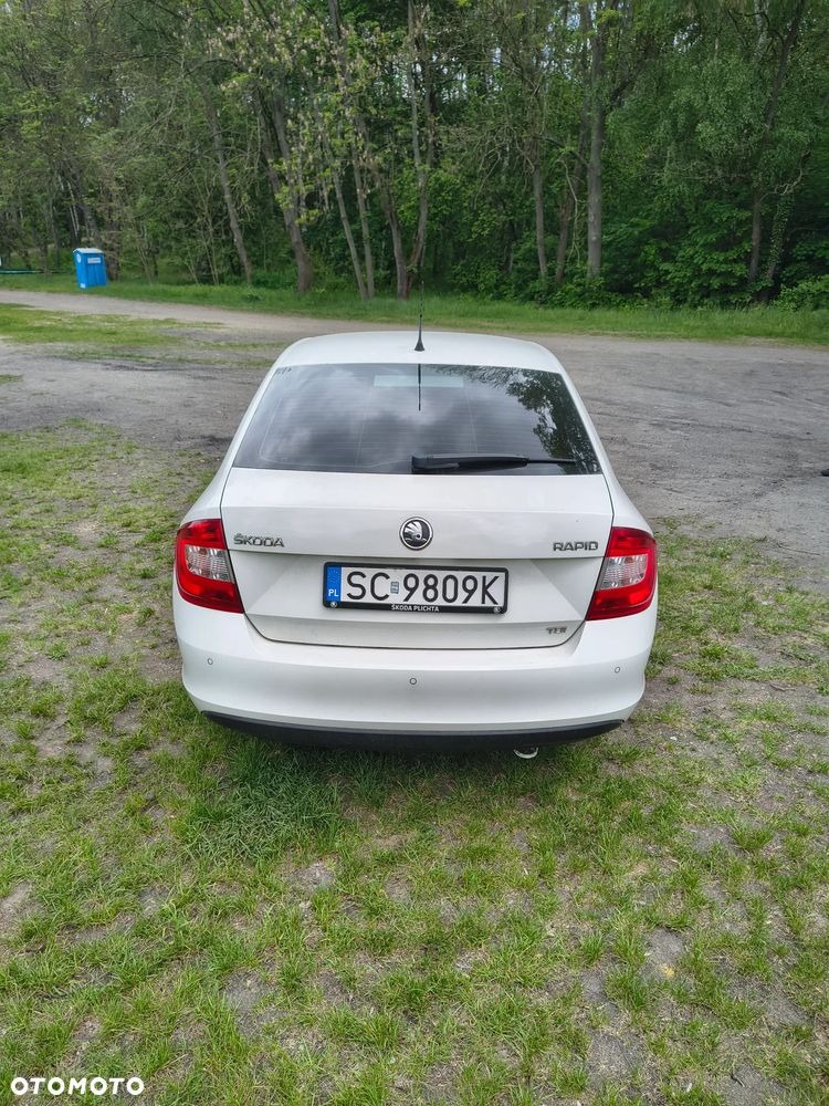 Skoda RAPID 1.6 TDI DPF Active - 9