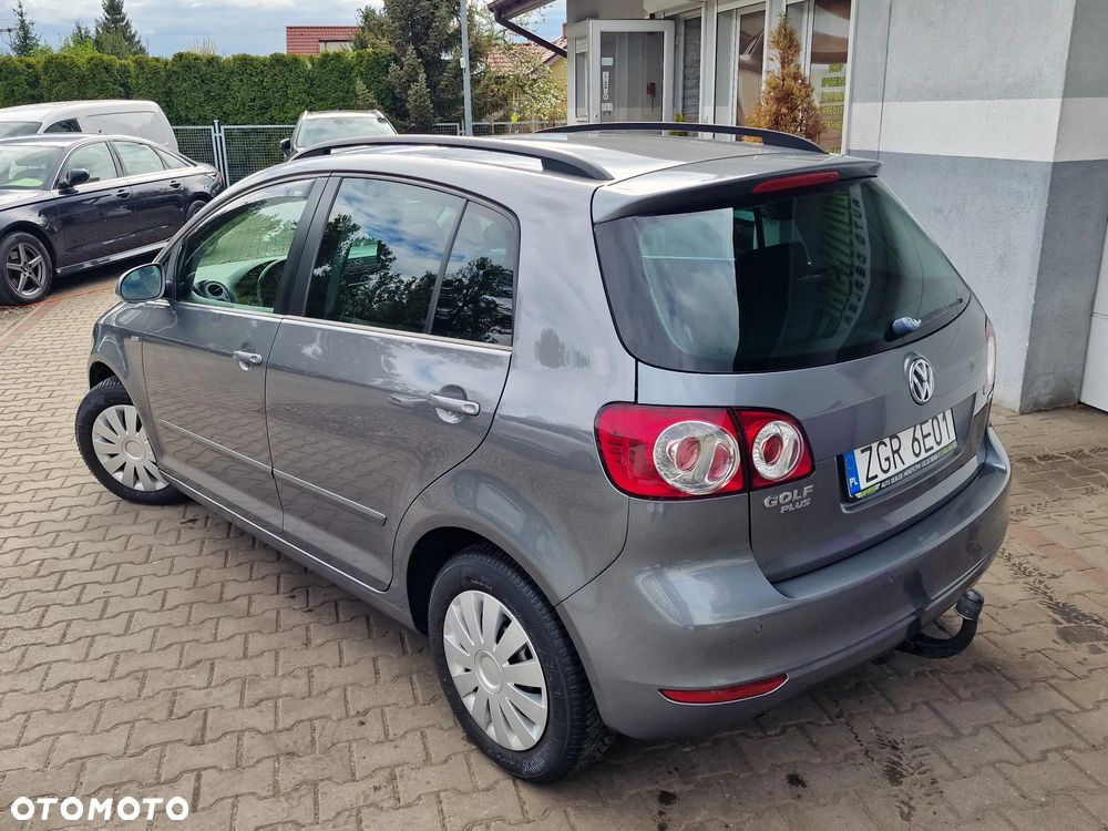 Volkswagen Golf Plus 1.6 TDI DPF DSG Life - 8