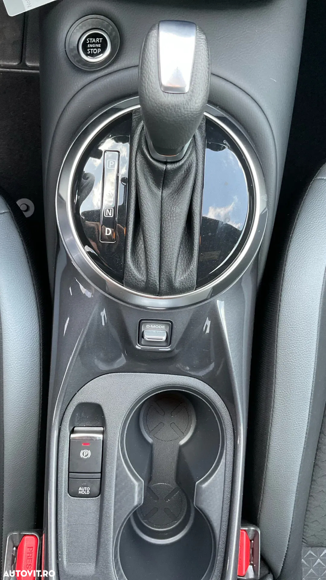 Nissan Juke DIG-T DCT N-Connecta - 7