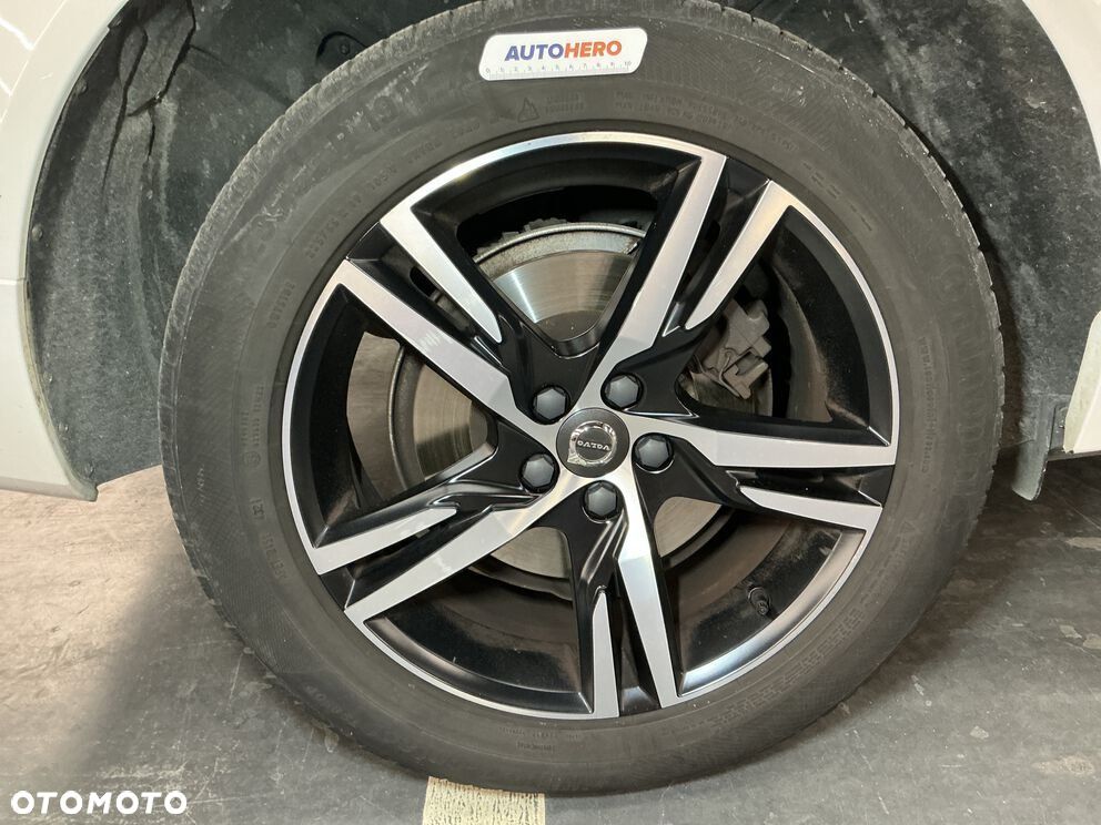 Volvo XC 60 - 31