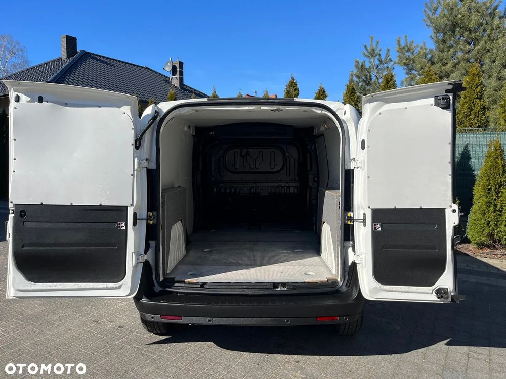 Fiat DOBLO MAXI - 14