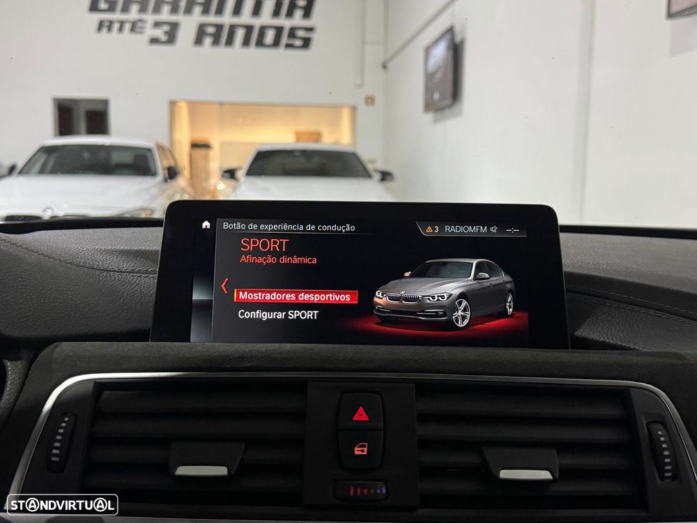 BMW 330 e iPerformance Pack M - 33