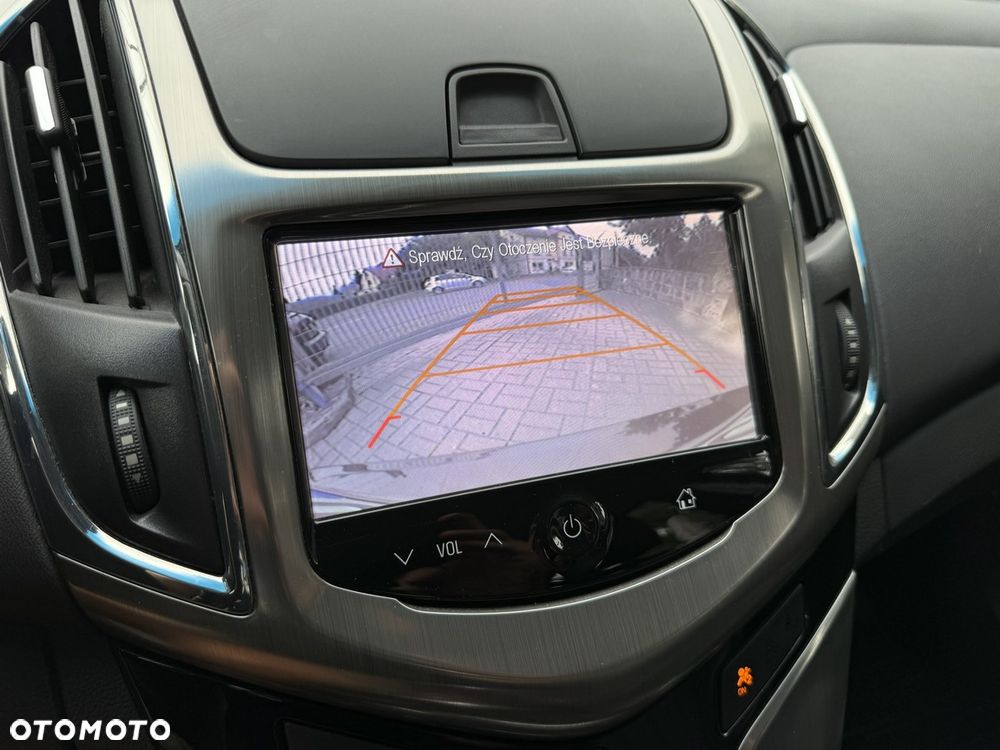 Chevrolet Cruze 1.4 T LTZ - 30