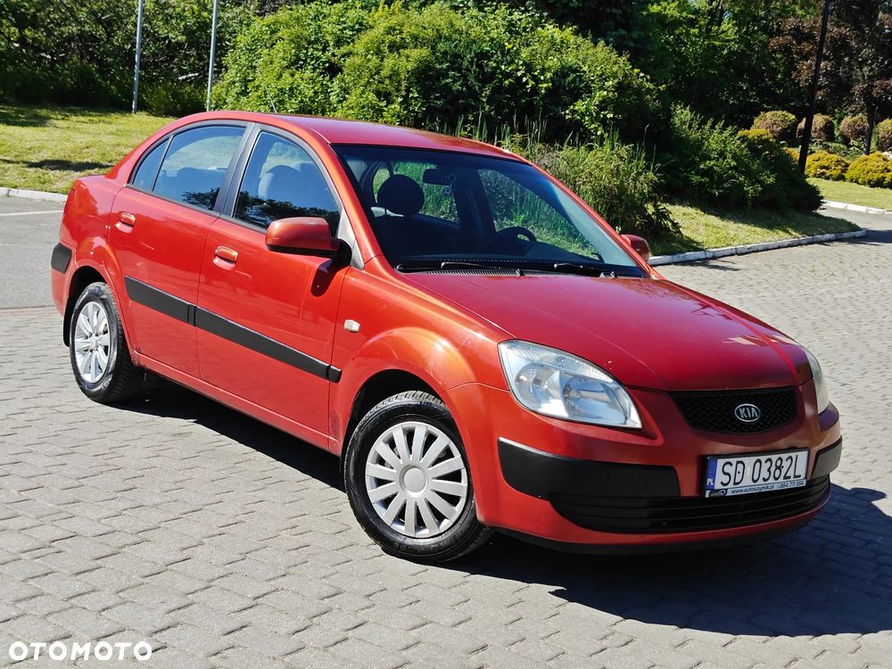 Kia Rio 1.4 Comfort - 2