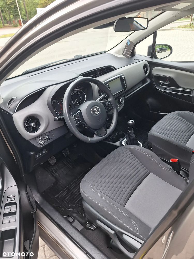 Toyota Yaris 1.5 Active - 13