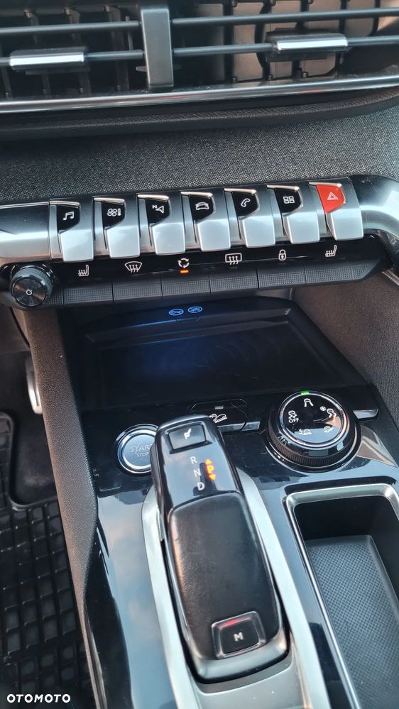 Peugeot 3008 2.0 BlueHDi Crossway S&S EAT8 - 17