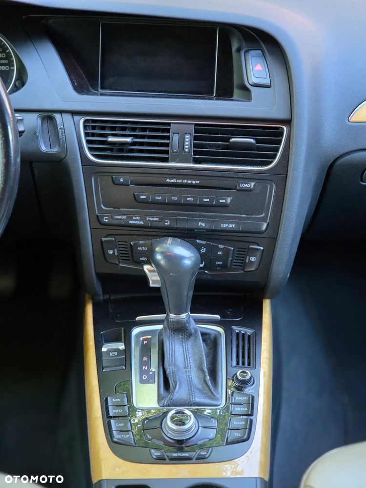 Audi A4 Avant 2.0 TFSI multitronic Attraction - 12