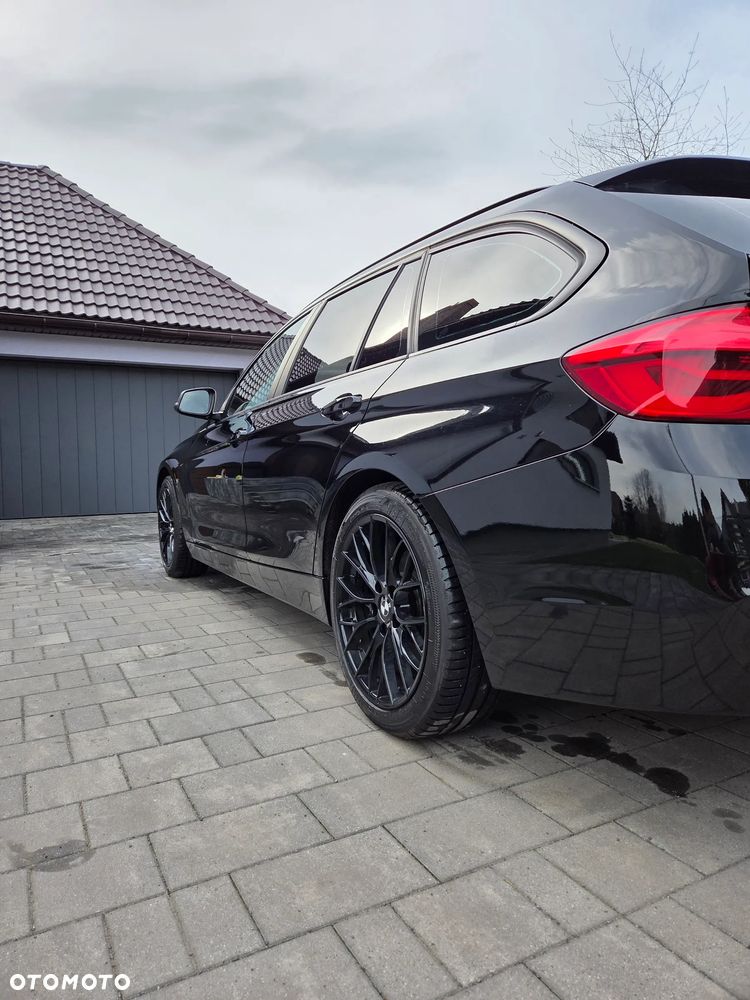 BMW Seria 3 318d - 13