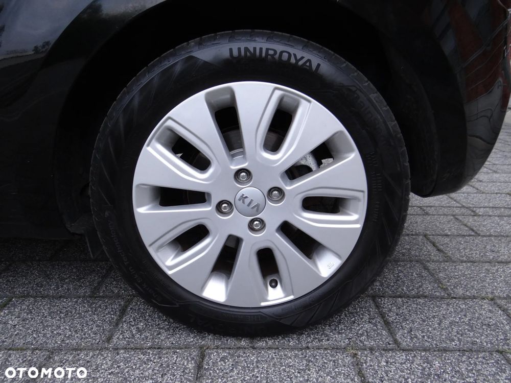 Kia Rio 1.4 Dream Team Edition - 21