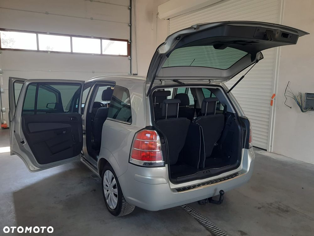 Opel Zafira 1.9 CDTI Edition - 17