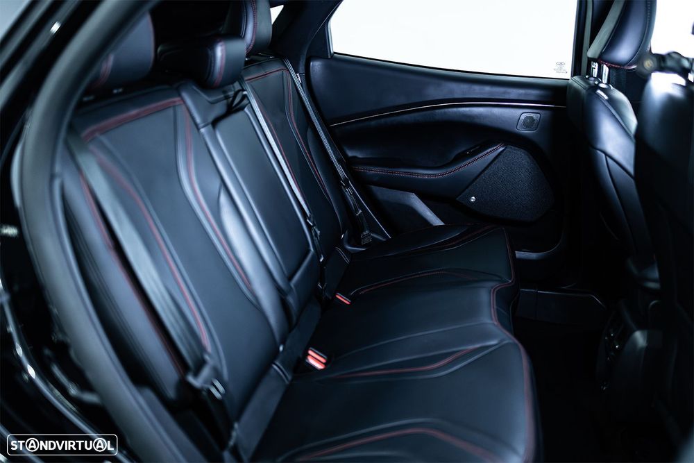 Ford Mustang Mach-E 75.7 kWh Premium AWD - 16