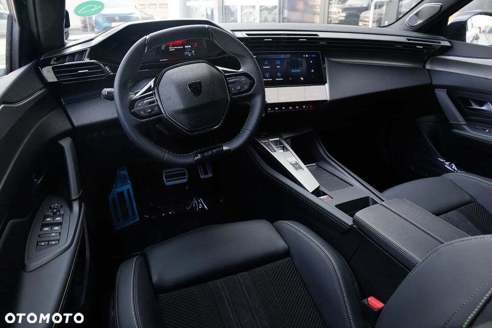 Peugeot 408 1.6 Plug-in Hybrid 240 GT Exclusive e-DCS7 - 13