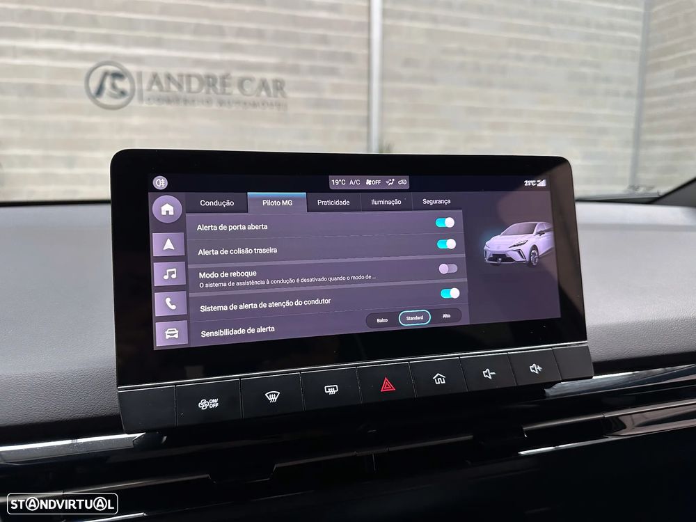 MG MG4 77 kWh Extended Range Luxury - 30
