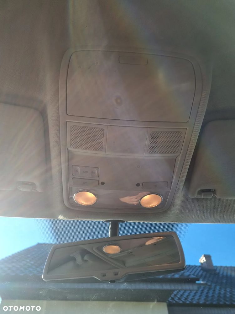 Volkswagen Tiguan 1.4 TSI Sport&Style - 21