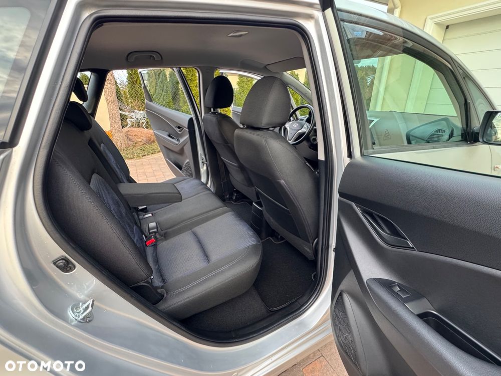 Hyundai ix20 - 34