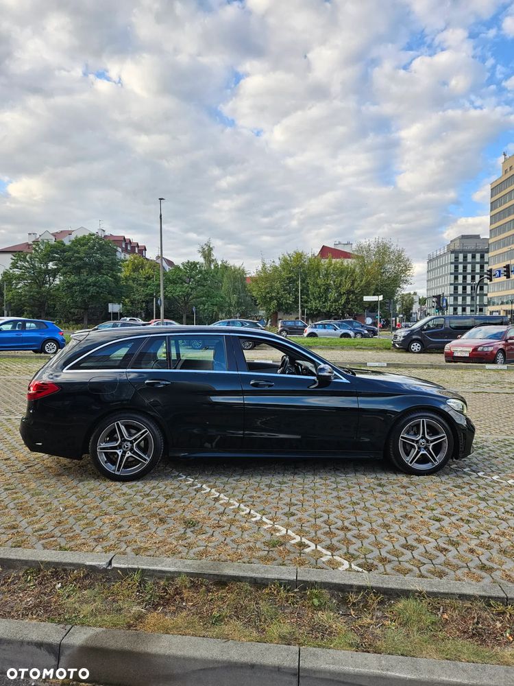 Mercedes-Benz Klasa C 220 d T 9G-TRONIC AMG Line - 4