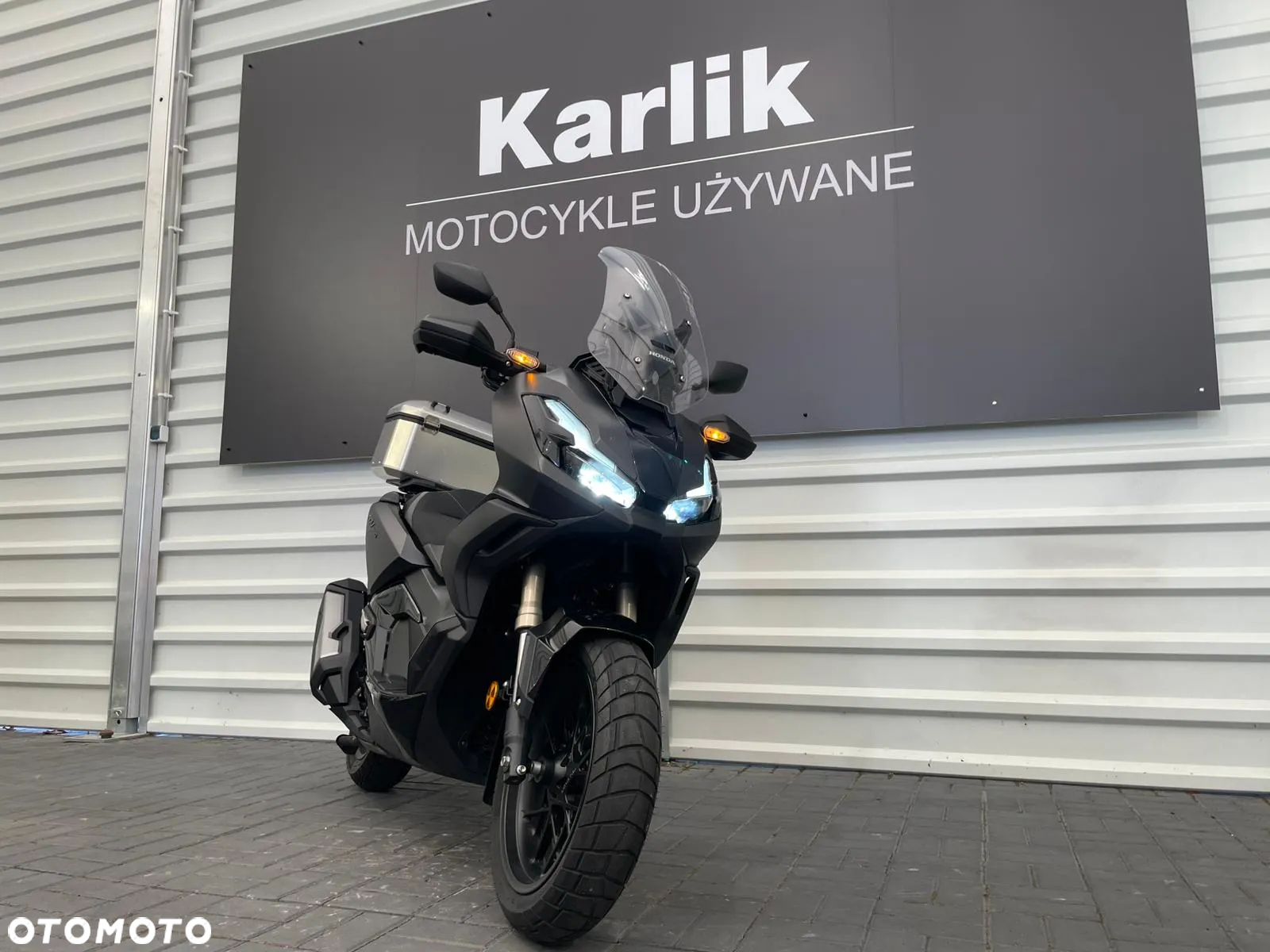 Honda ADV350 - 8
