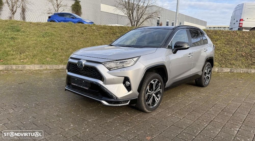 Toyota RAV4 - 8