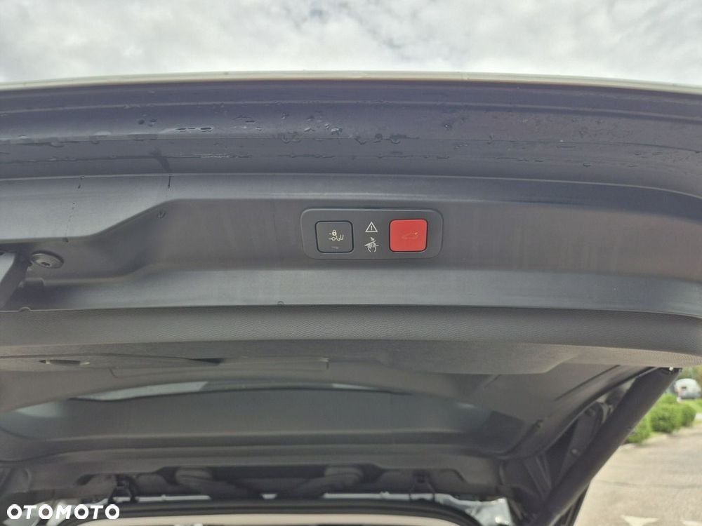 Peugeot 5008 1.6 THP Crossway S&S EAT6 - 35