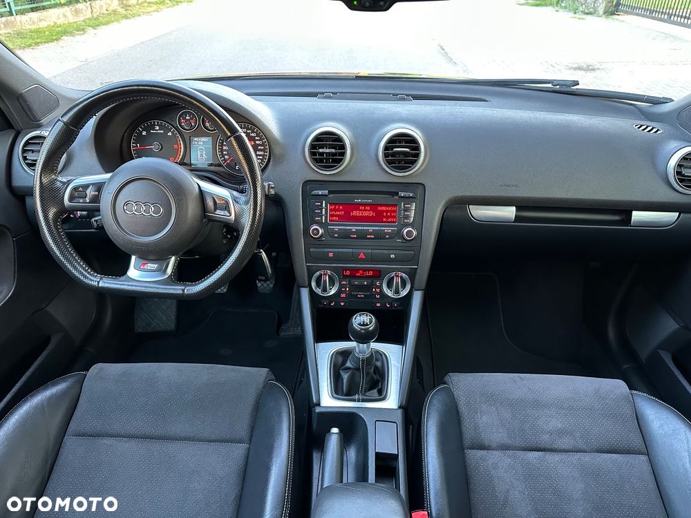 Audi A3 Sportback 2.0 TDI DPF Ambiente - 11